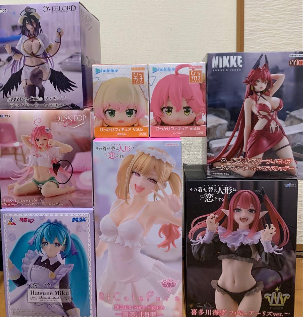 着せ恋　初音ミク NIKKE ホロライブ　ToLOVEる　オーバーロード　8体