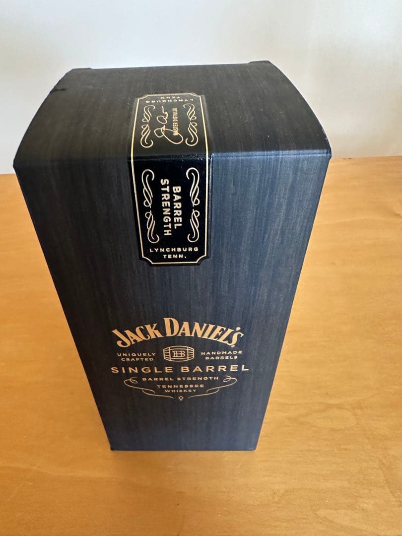 【終売品】ジャックダニエル シングルバレル700ml 64.5% 箱付き