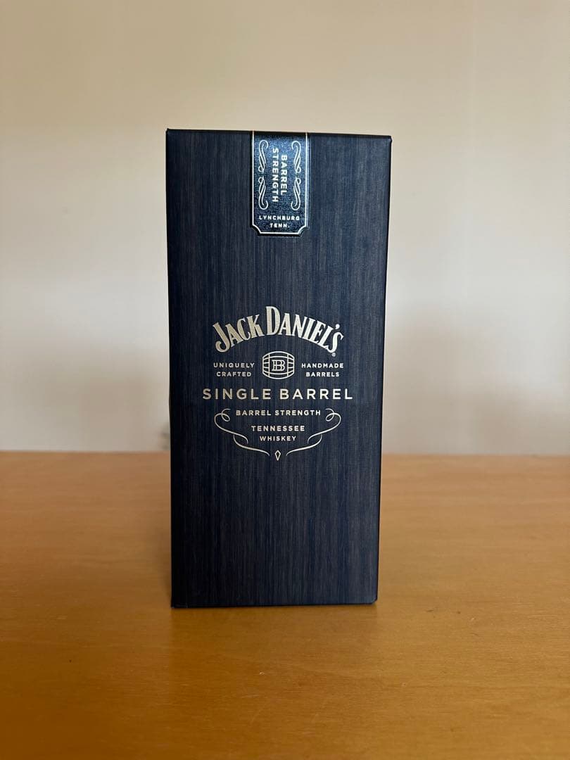 【終売品】ジャックダニエル シングルバレル700ml 64.5% 箱付き
