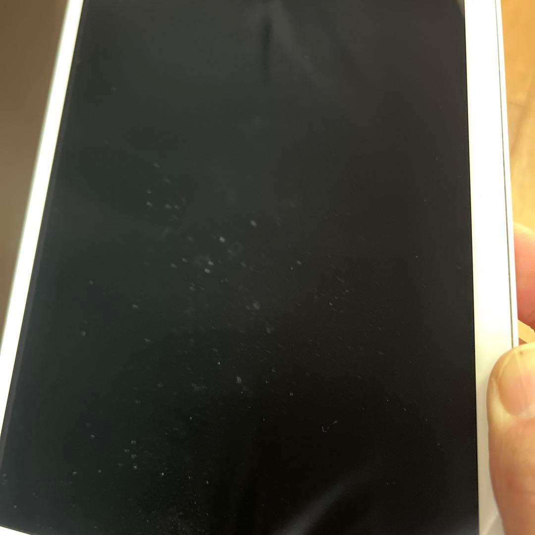 iPad (第8世代) 32GB Wifi + Cellularバッテリー91%