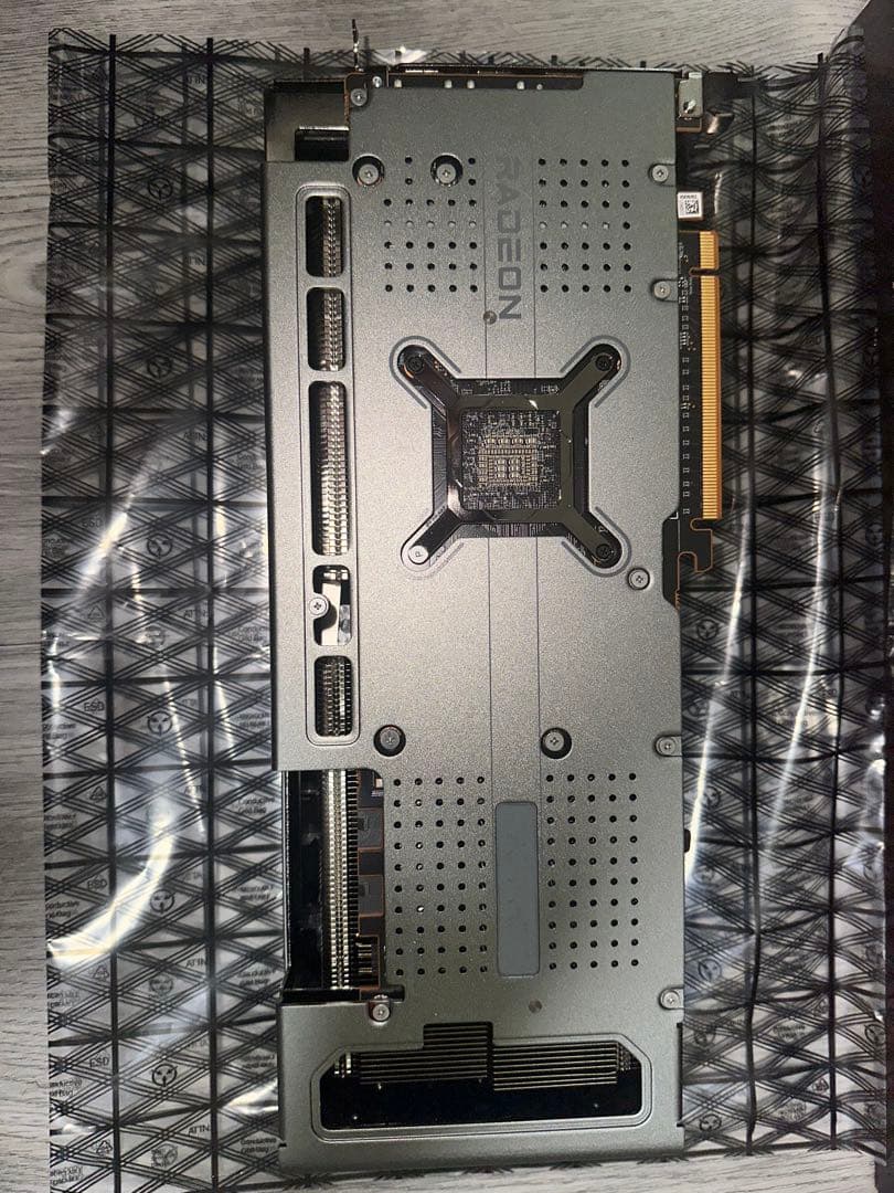 グラフィックボード・グラボ・ビデオカード Sapphire Nitro+ Radeon RX 7800 XT 16GB