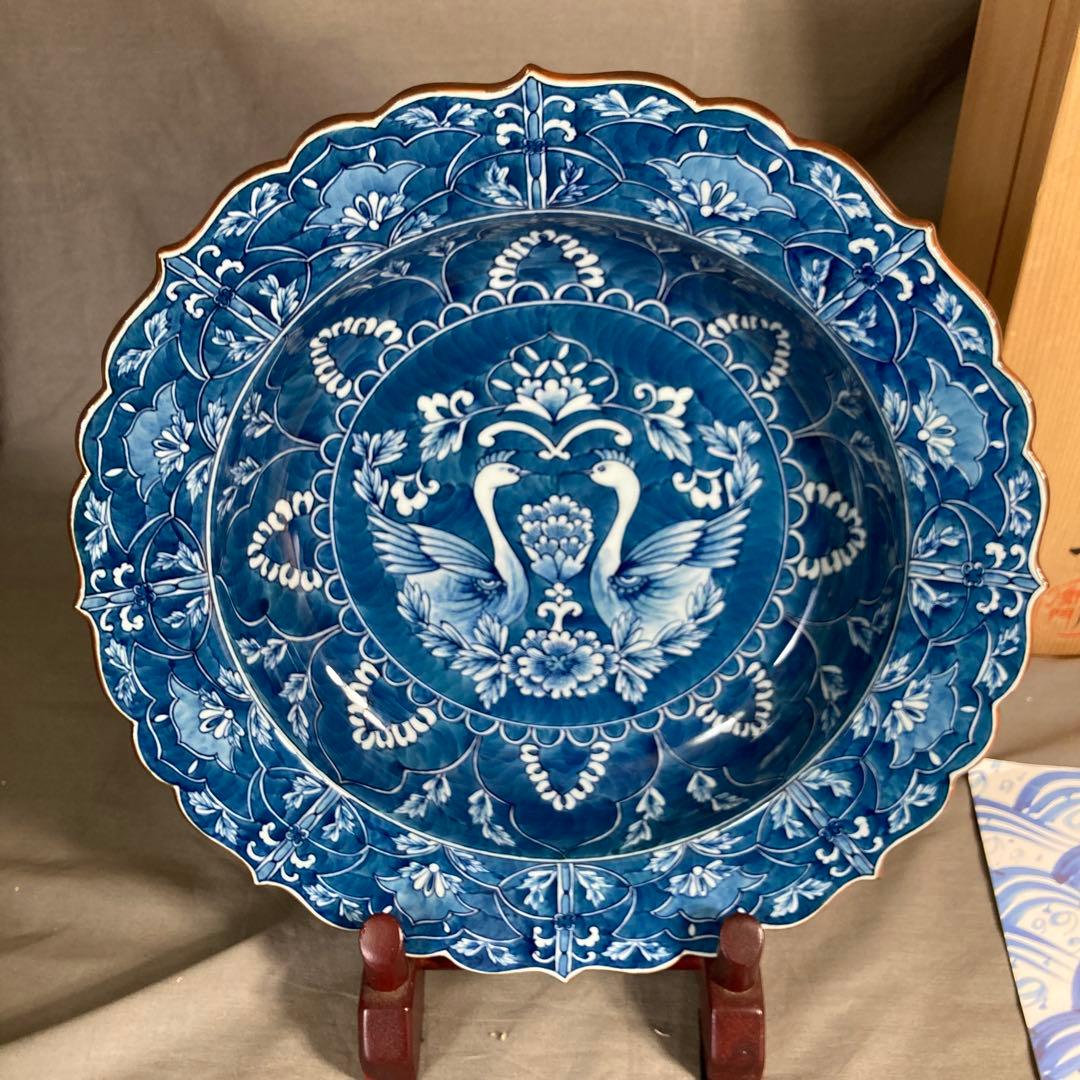 【源右衛門】古伊万里の伝統　日本名窯　舘林源右衛門作　染付濃双鳥文　特大花形深鉢