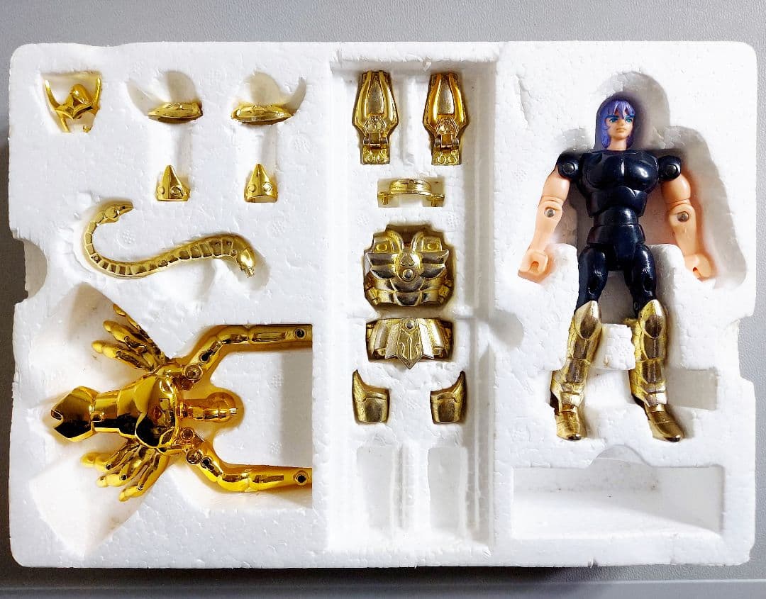 聖闘士星矢　聖衣大系　スコーピオン　ミロ　ゴールドクロス　蠍座黄金聖衣　年代当時