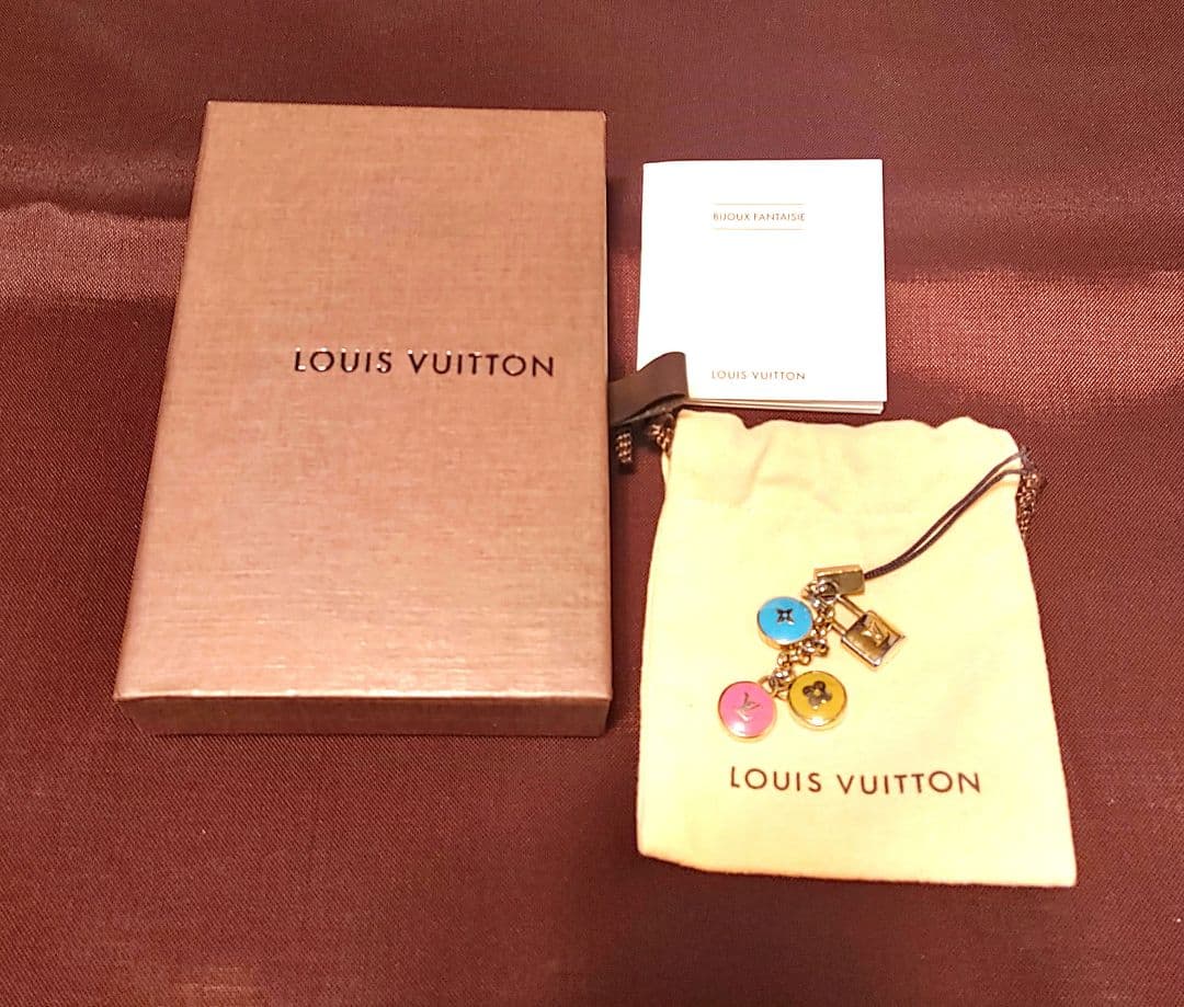 【LOUIS VUITTON】ビジュー テレフォンヌ パスティーユ（ゴールド）