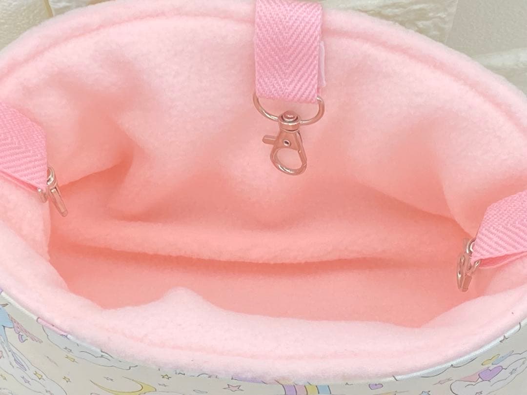 フクロモモンガ　ポーチ　iPhooページ