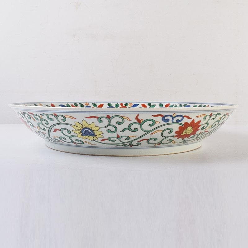 中国　大明萬暦年製　五彩花文　大皿　飾り皿　直径約39㎝　V　R7817C