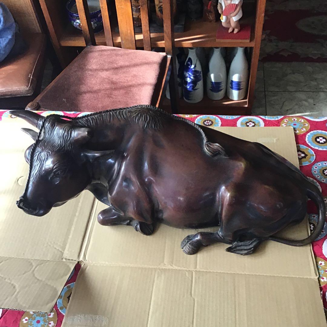 ブロンズ像　牛の像　18ｋｇ　置物　インテリア　真鍮　銅