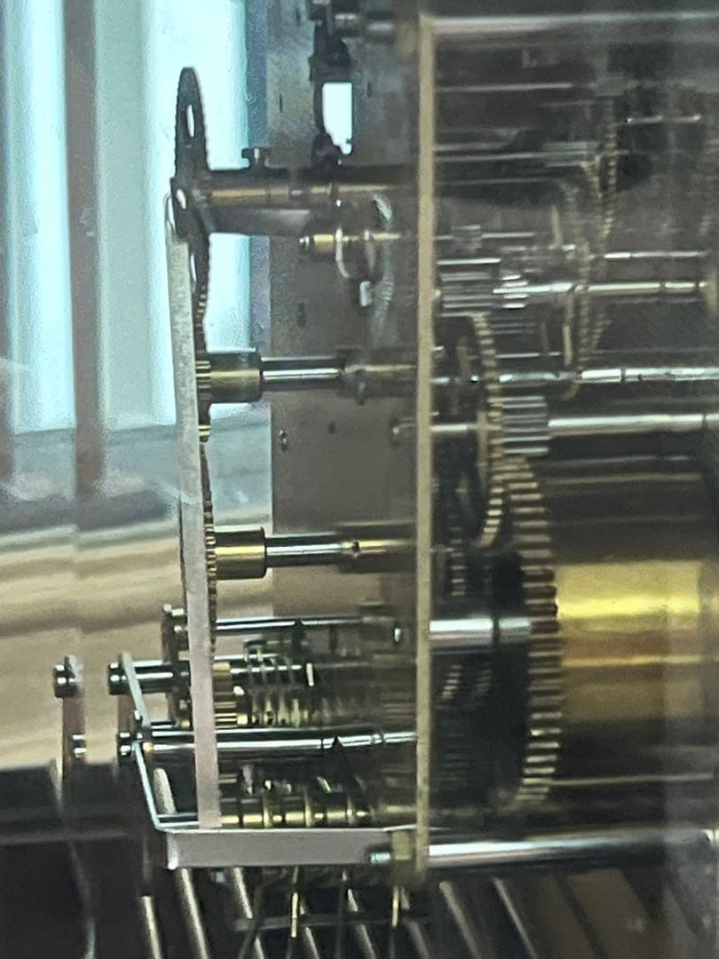 Amana 装飾的な木製置時計