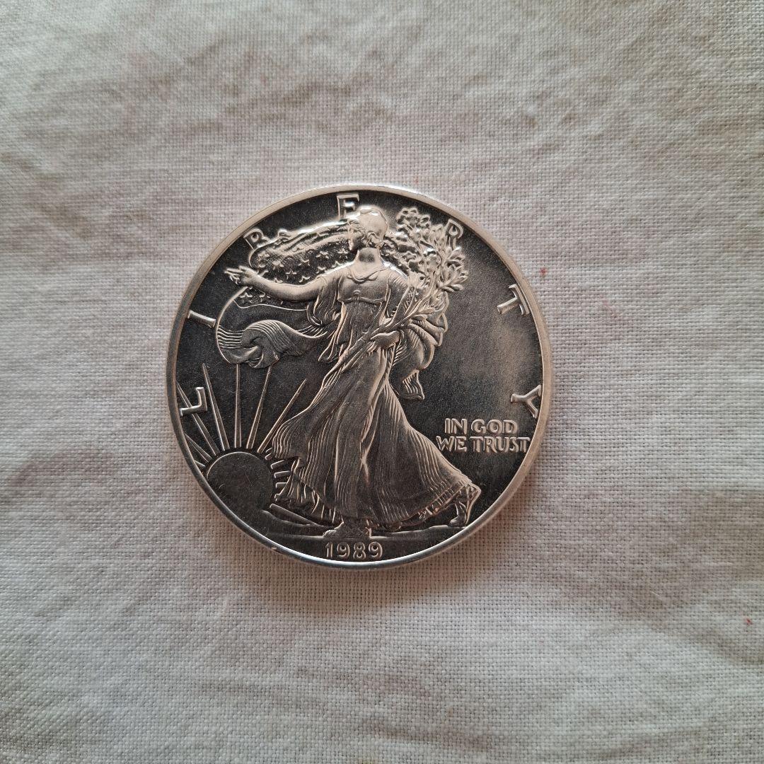 アメリカ、銀貨、2022年イーグル銀貨(1オンス、銀99％)