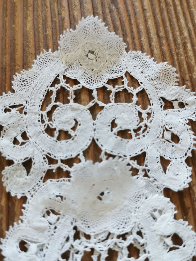 アンティーク フランス購入 レイヤーレースジャボ 二重繋ぎ 一重のポワンドローズ