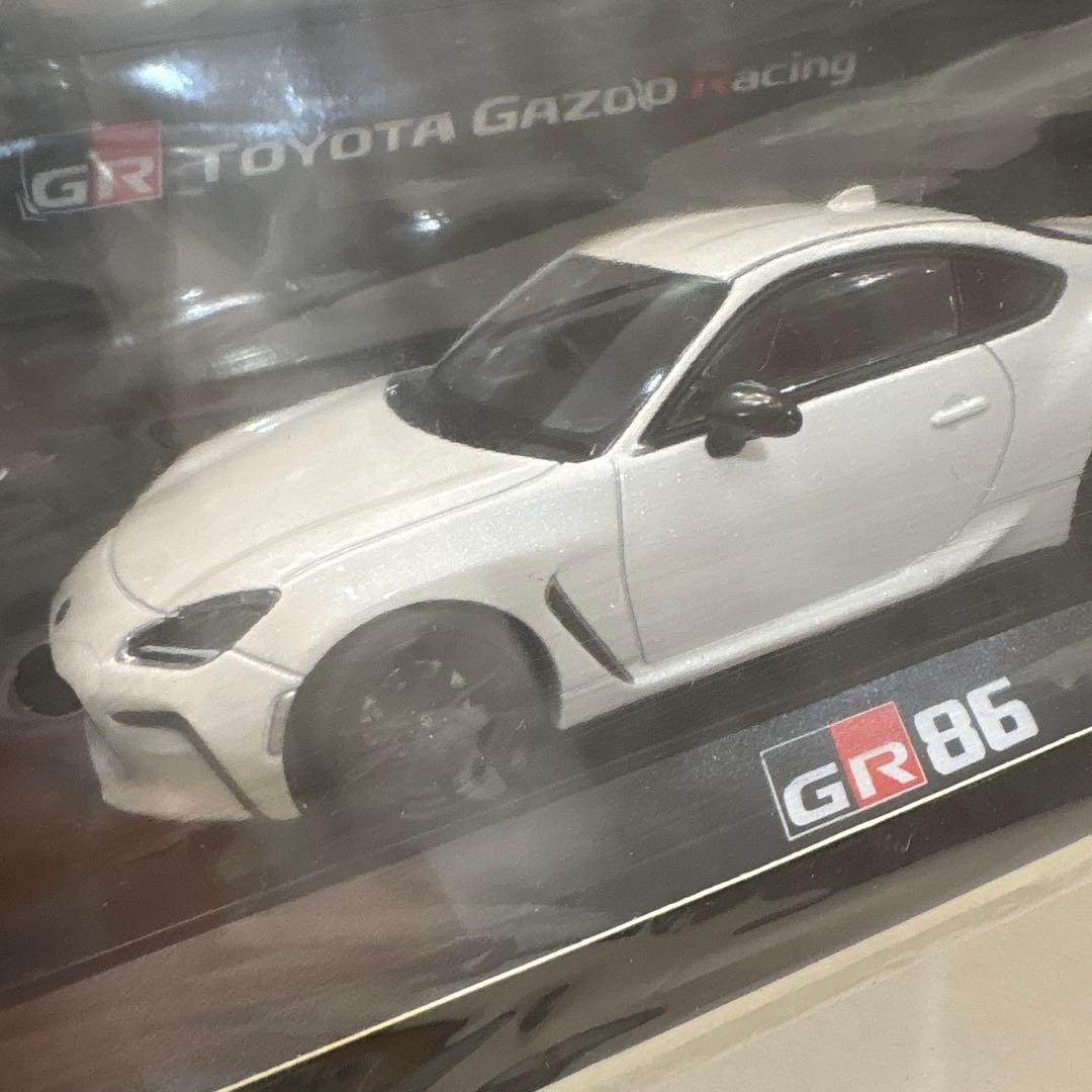 GR86 クリスタルホワイトパール　未開封