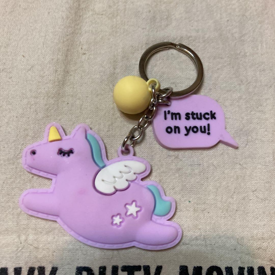 キーホルダー　ユニコーン　パープル　ラバー