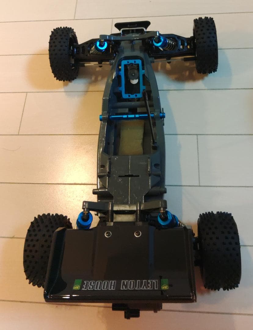 【美品・走行2回】タミヤ DT-03 OPパーツ付き LEYTON HOUSE