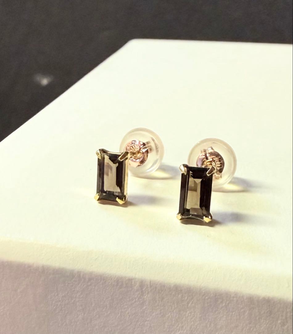 ■現行品■【cui-cui】K18 スモーキークォーツバケットカット ピアス
