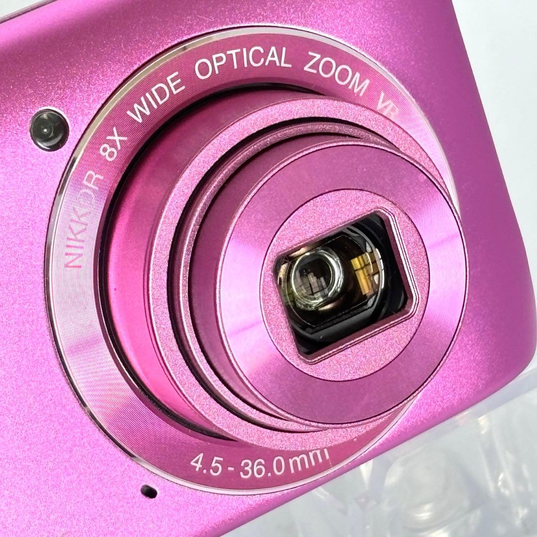 【美品】Nikon COOLPIX S3700 ニコン デジカメ　SDカード付