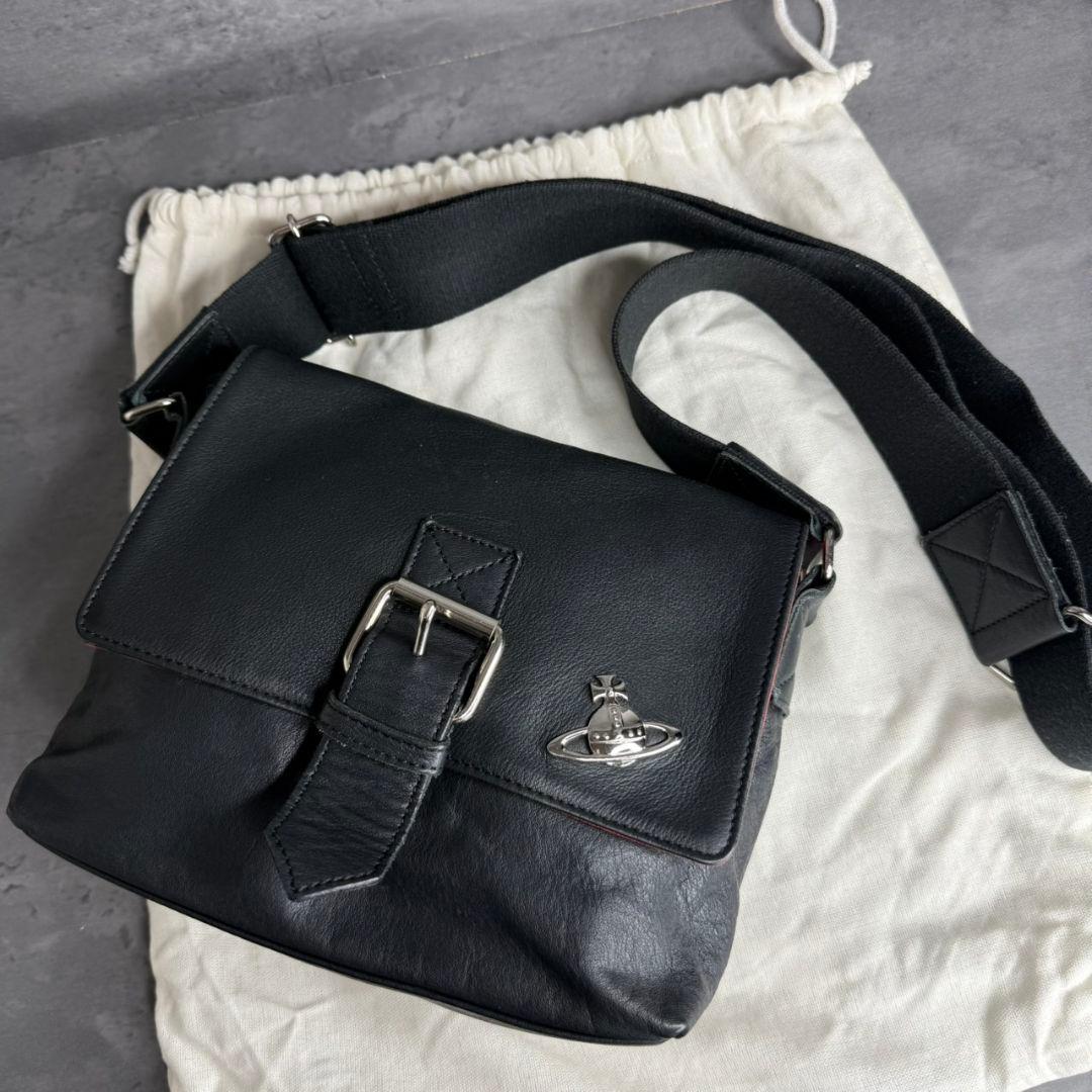 Vivienne Westwood ヴィヴィアン ショルダーバッグ オーブロゴ