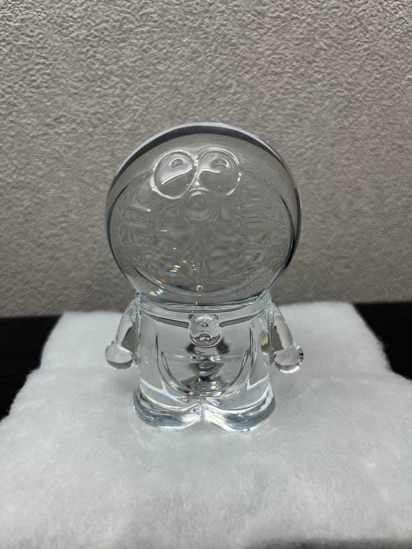 バカラ Baccarat のドラえもん 円筒ケース付き　大値下げ中！