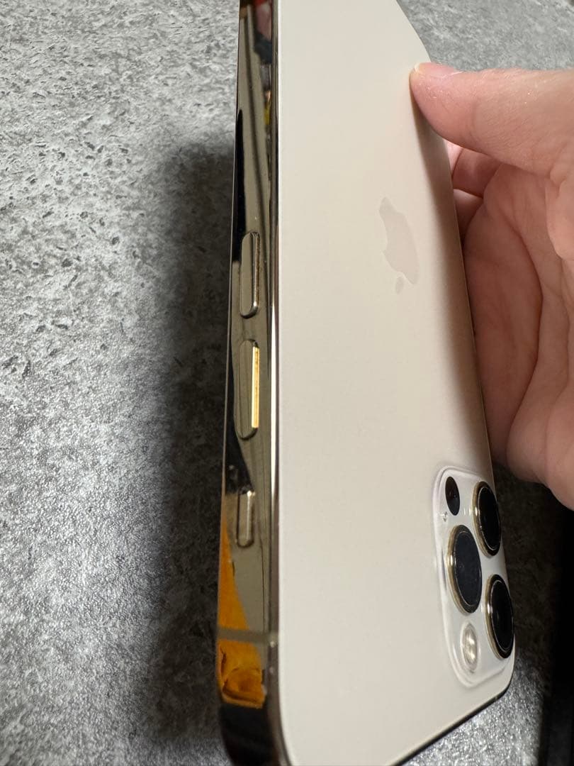 携帯電話本体 iPhone12PRO 512GB