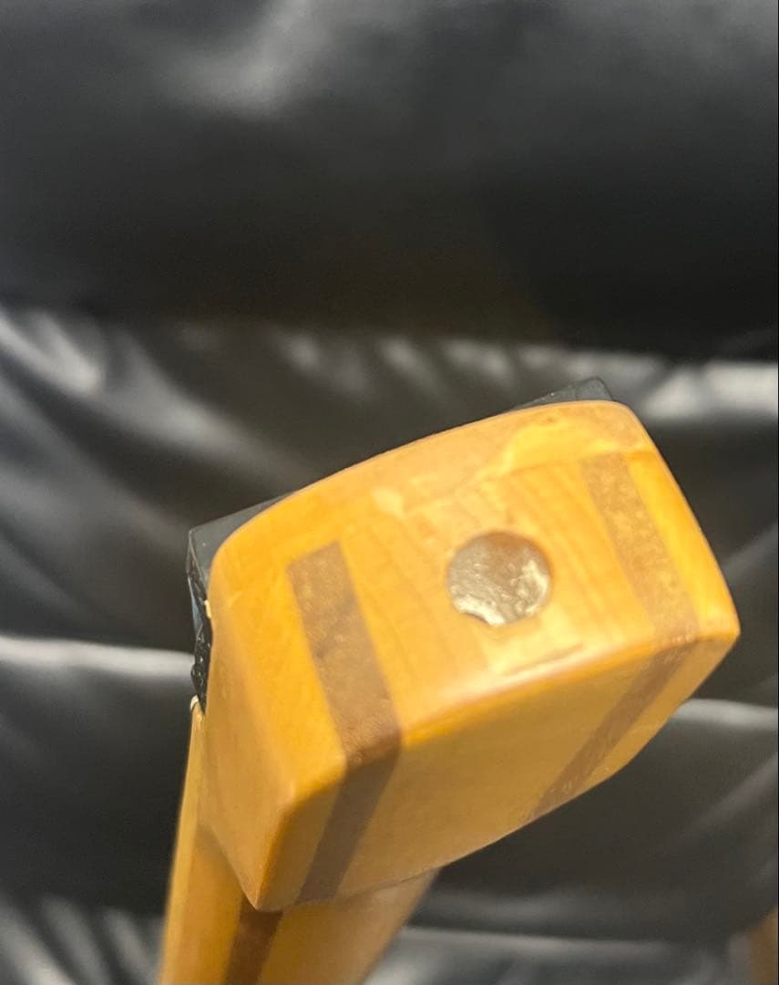 Legator ヘッドレス　エレキギター　6弦