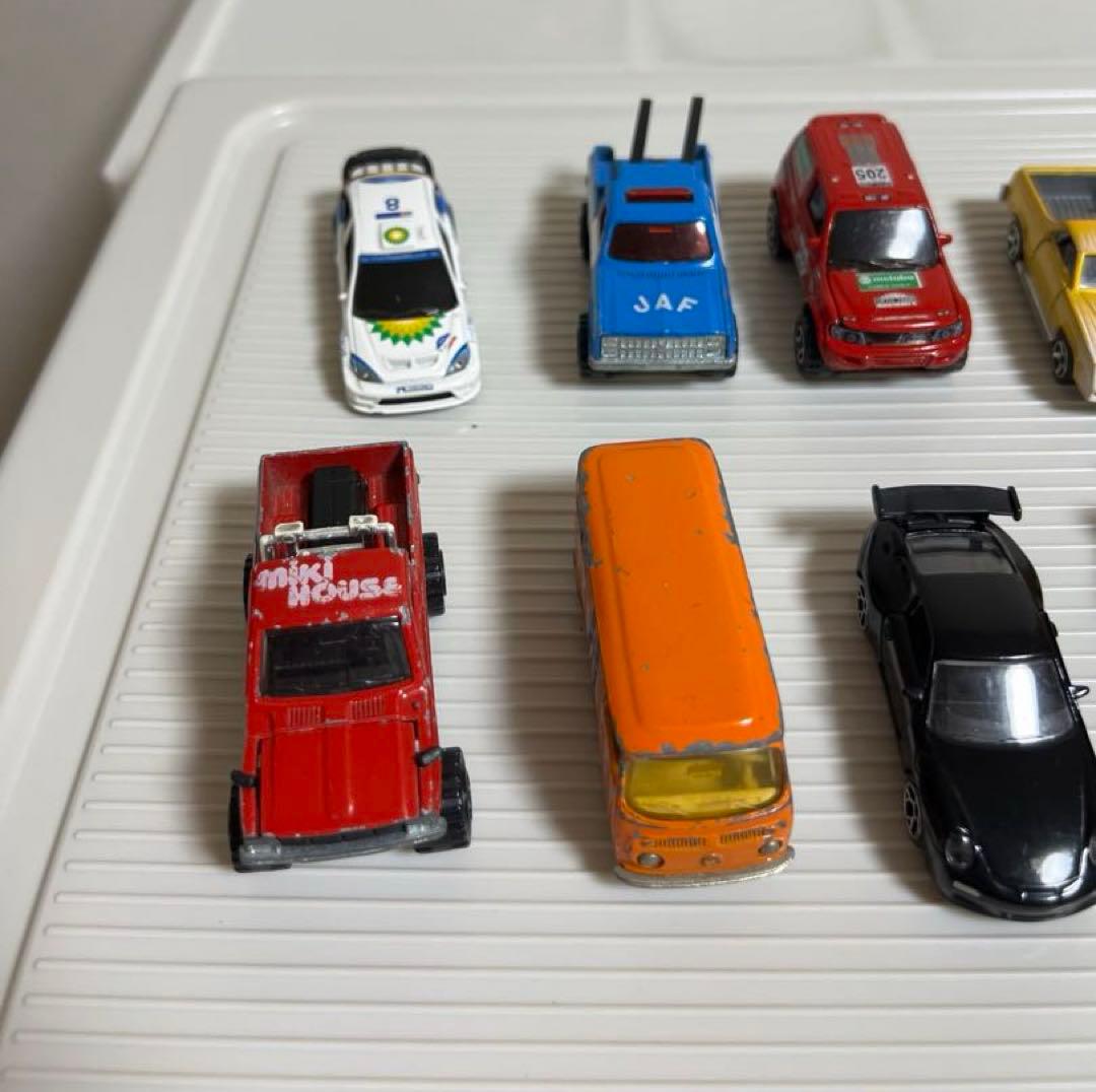 マジョレットミニカーのセット