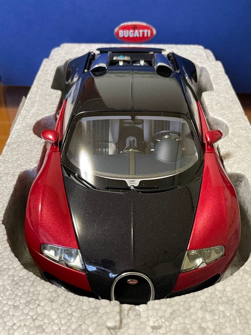 価格変更 1/18 オートアート ブガッティ ヴェイロン限定品　未展示品