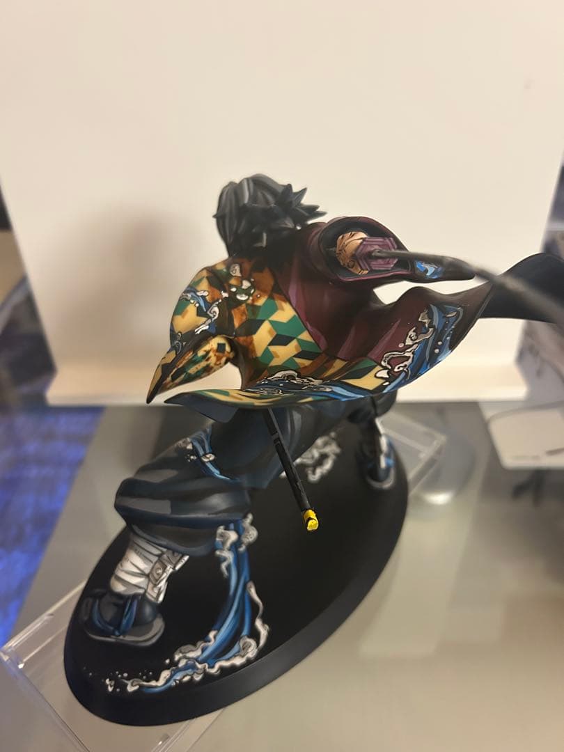 鬼滅の刃 冨岡義勇 フィギュア リペイント 2次元彩色