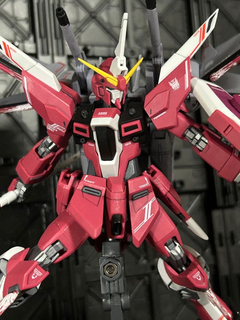 インフィニットジャスティスガンダム弍式　塗装完成品　部分塗装　HG