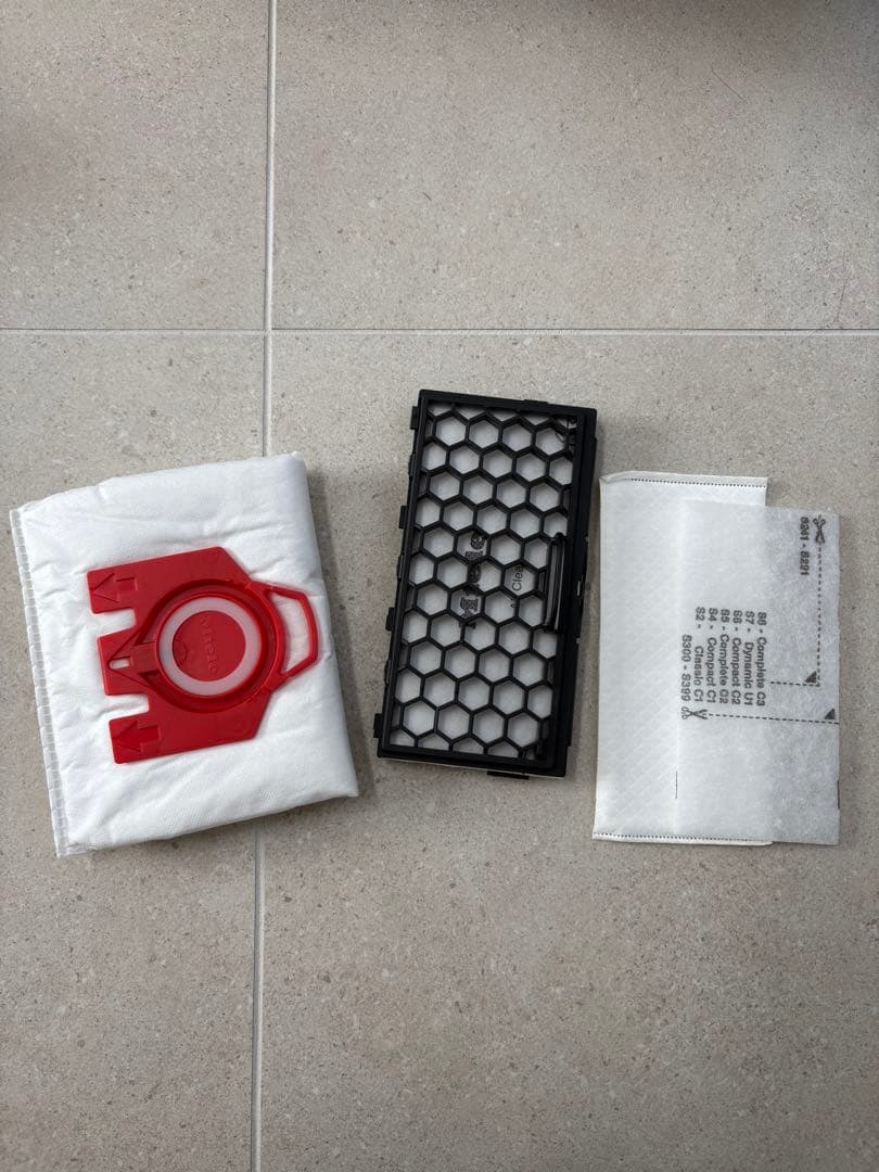 ミーレCompact C1 キャニスター掃除機