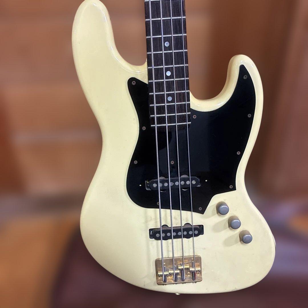 SCHECTER シェクター ジャズベース アイボリー