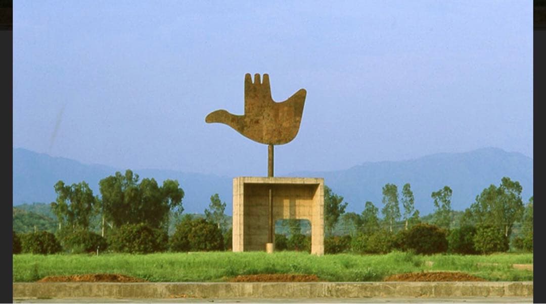 ル・コルビュジェ オープン・ハンド オブジェペ リアンプルーヴェ