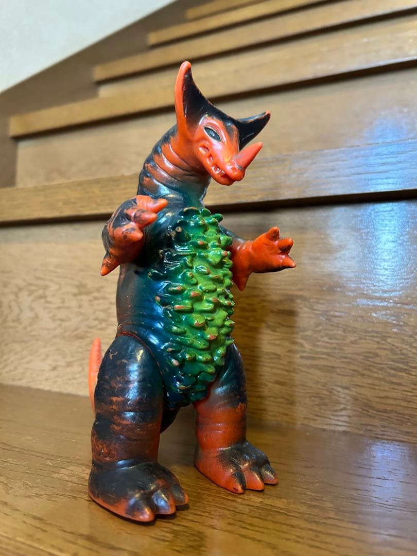 ゴモラ　マルサン　当時物スタンダードサイズ