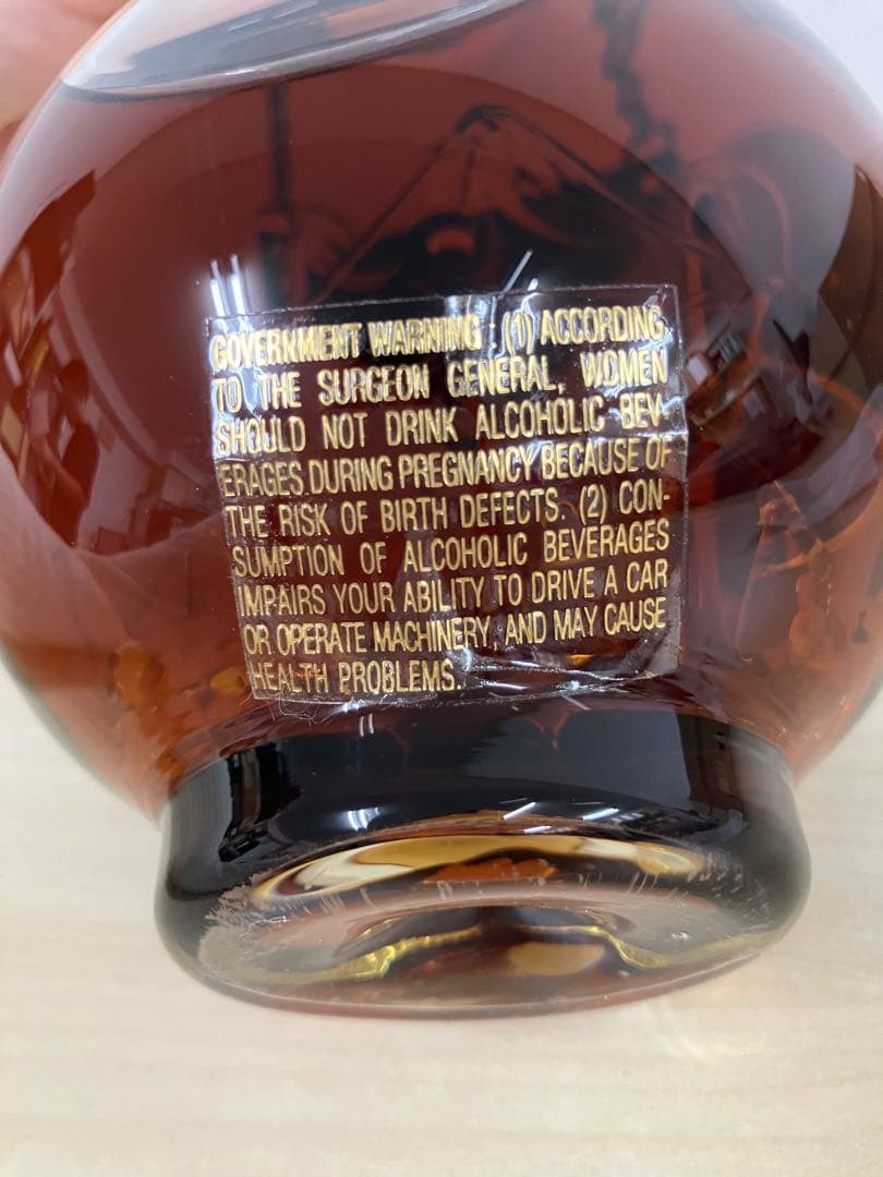 希少ランディセイリングコレクション　コニャック ブランデー　船の彫刻入りボトル