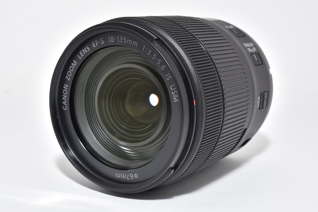 レンズ(ズーム) Canon EF-S 18-135mm 3.5-5.6 IS USM