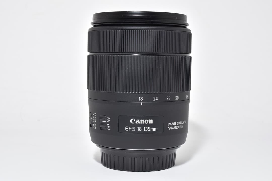 レンズ(ズーム) Canon EF-S 18-135mm 3.5-5.6 IS USM