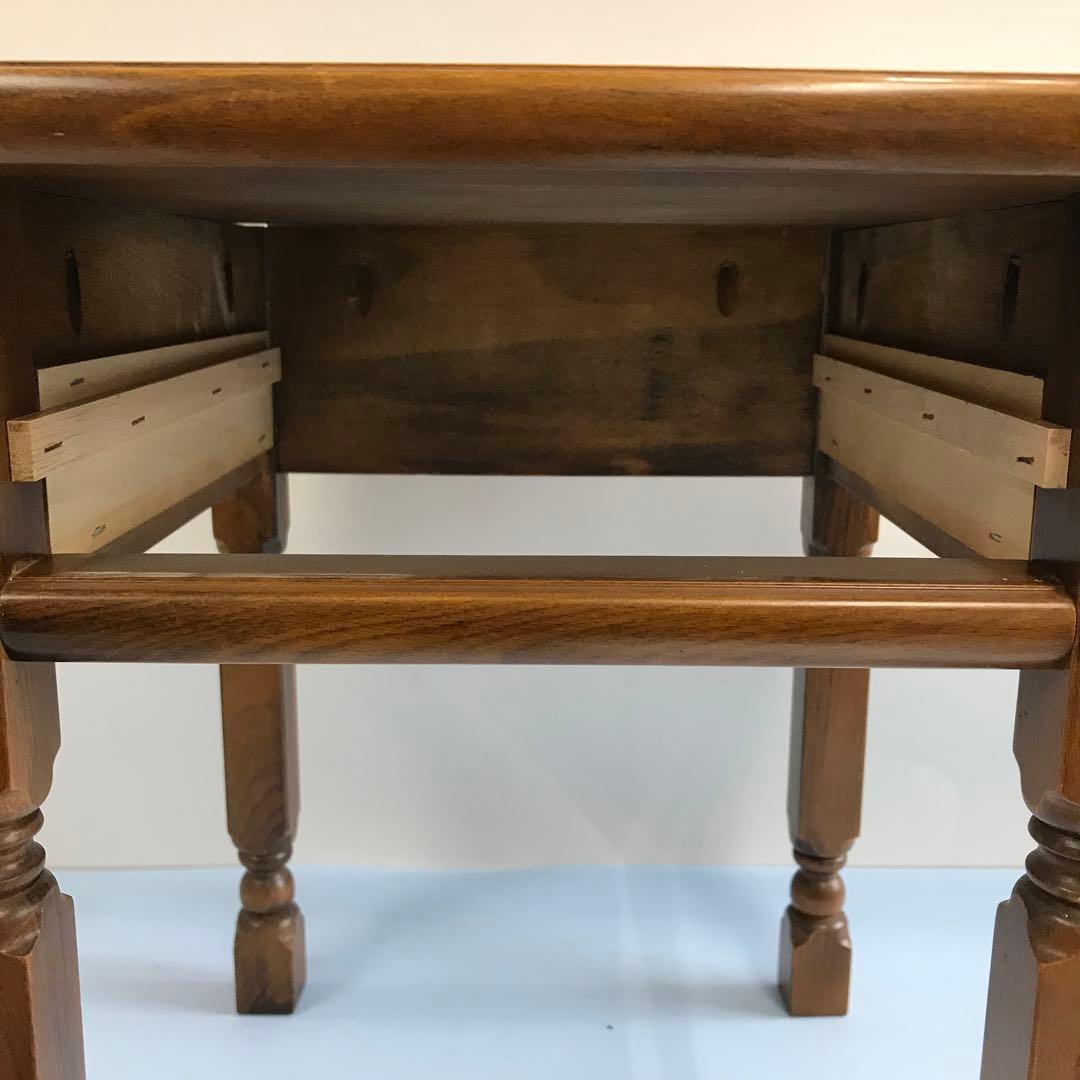 クラシック　木製　サイドテーブル 引き出し付き　アンティーク　レトロ　電話台