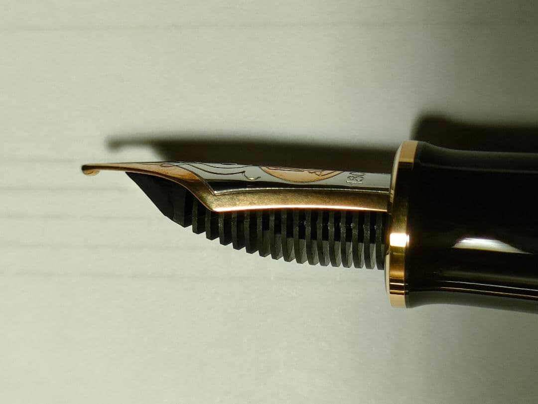 Pelikan M800 限定　ブラウンブラック　太字