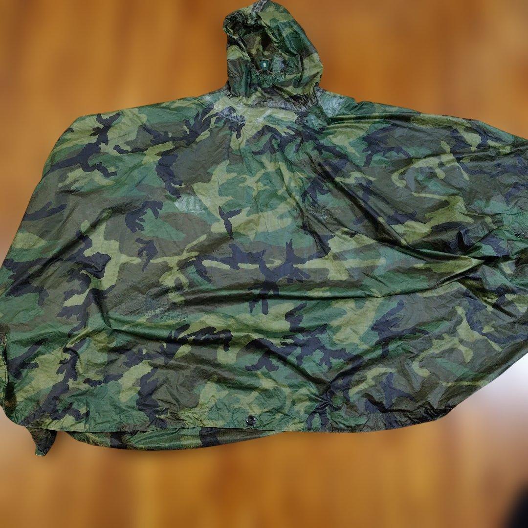米軍放出品　迷彩色 ナイロン製 ポンチョ＆ポンチョライナー