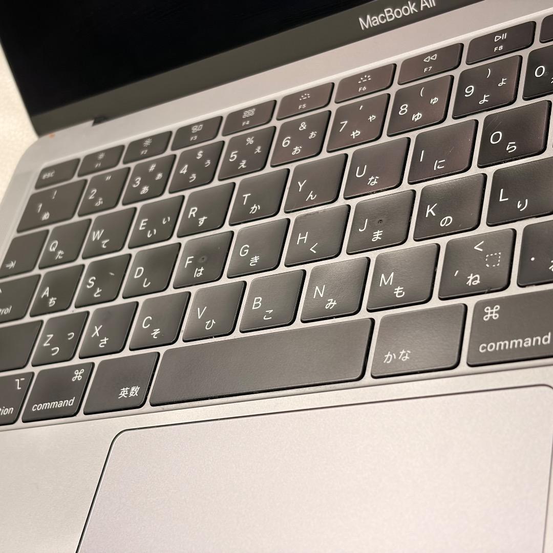 13インチMacBook Airスペースグレイ2020Intel Core i5