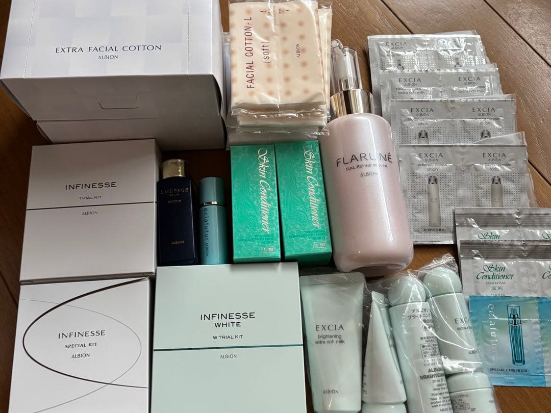 アルビオン　FLARINEミルク200g おまけ付き