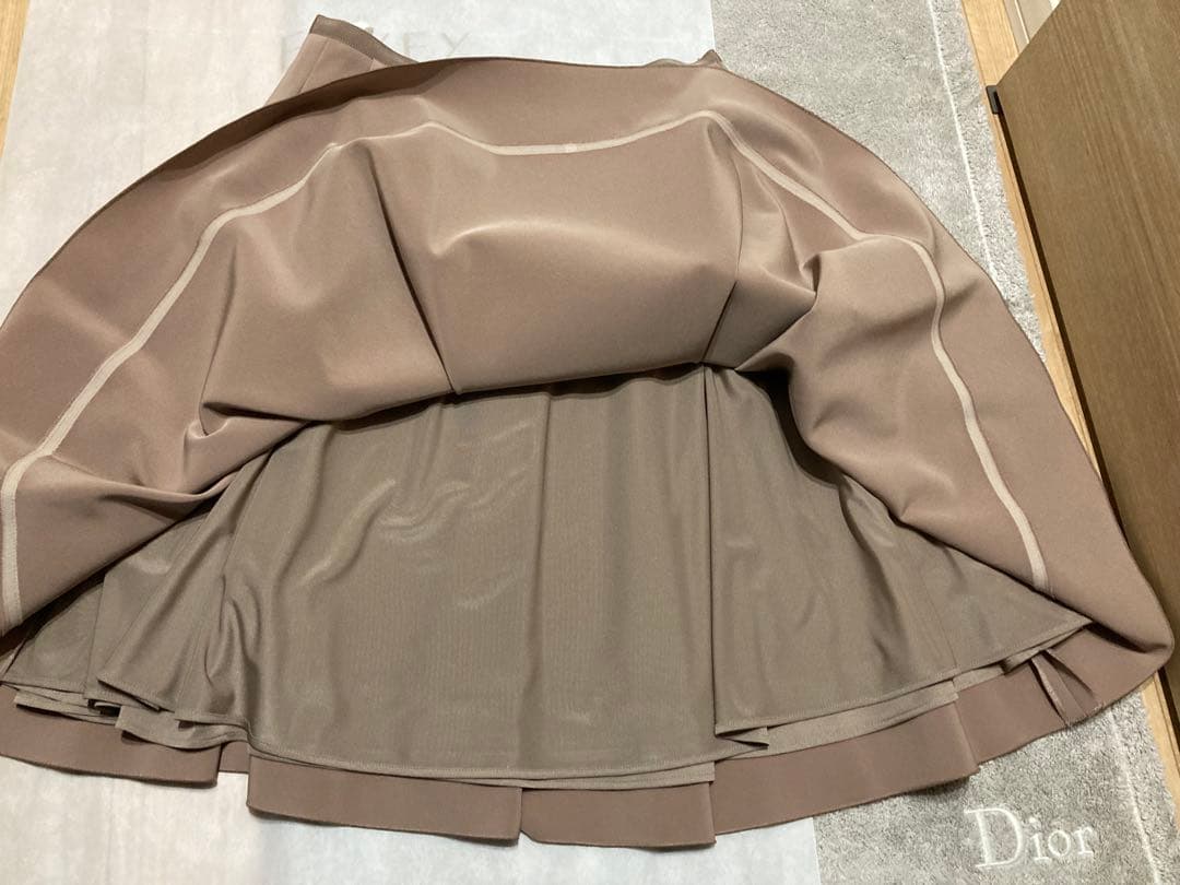 フォクシースカート　モカ　４０サイズ　新品未使用品　４１０１３