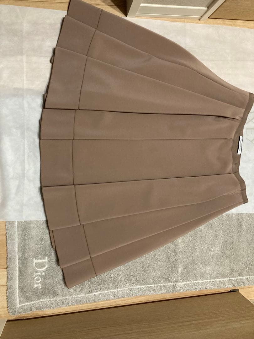 フォクシースカート　モカ　４０サイズ　新品未使用品　４１０１３