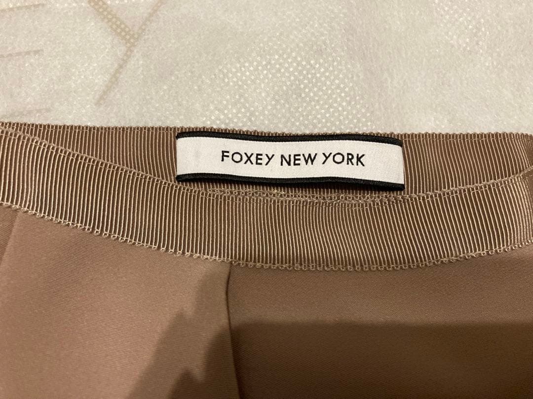 フォクシースカート　モカ　４０サイズ　新品未使用品　４１０１３