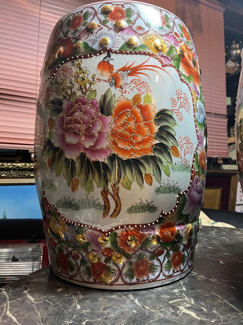 shotaです 九谷焼陶器椅子 九谷焼のような陶器 中国陶器 超貴重な陶器