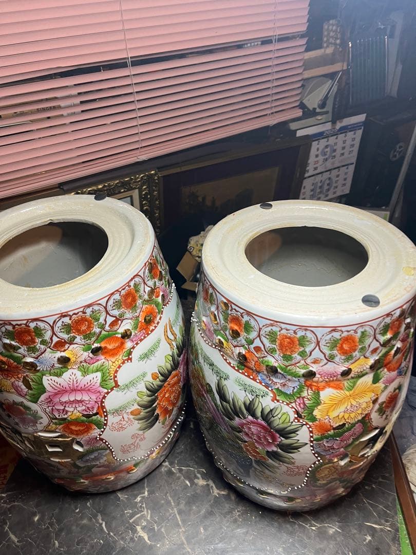 shotaです 九谷焼陶器椅子 九谷焼のような陶器 中国陶器 超貴重な陶器