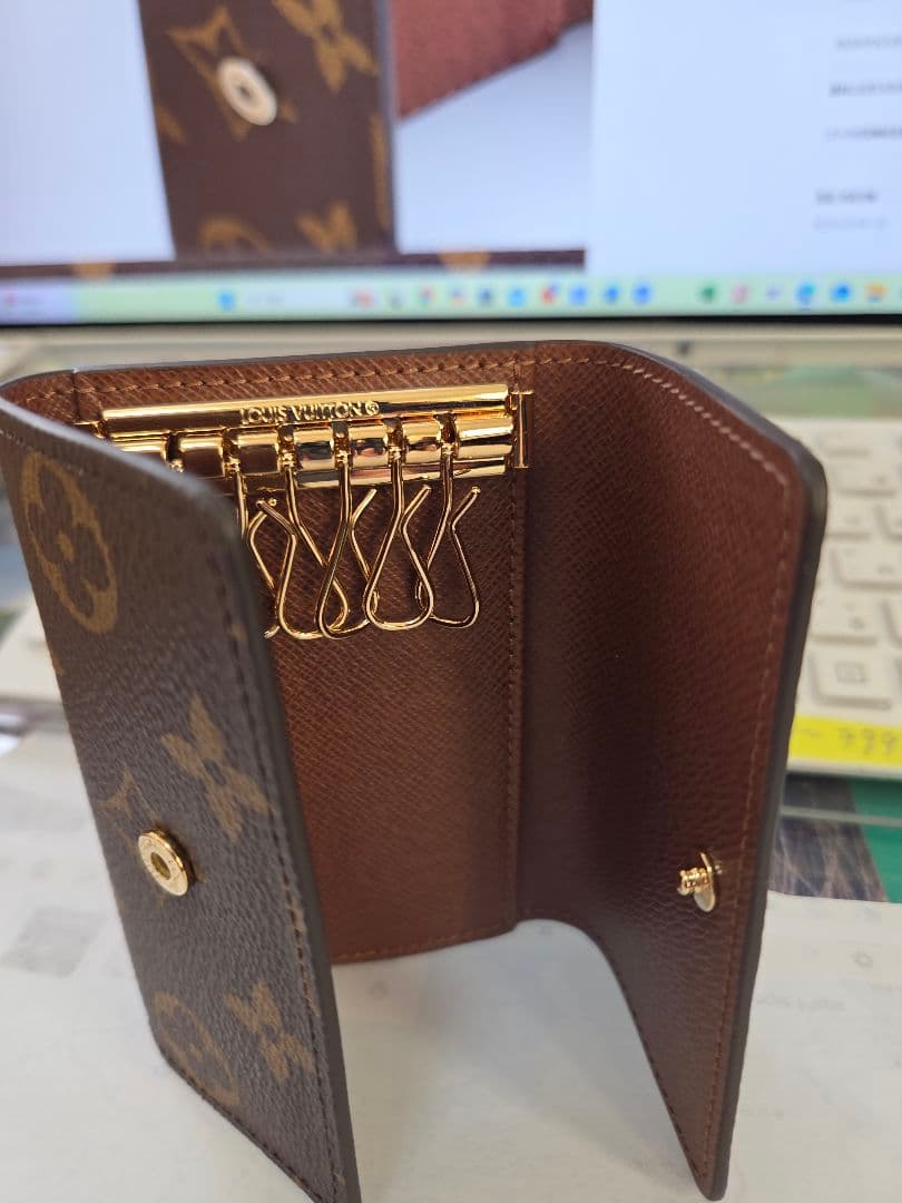 そのちゃんさん専用 Louis Vuitton キーケース 、4つのキーリング