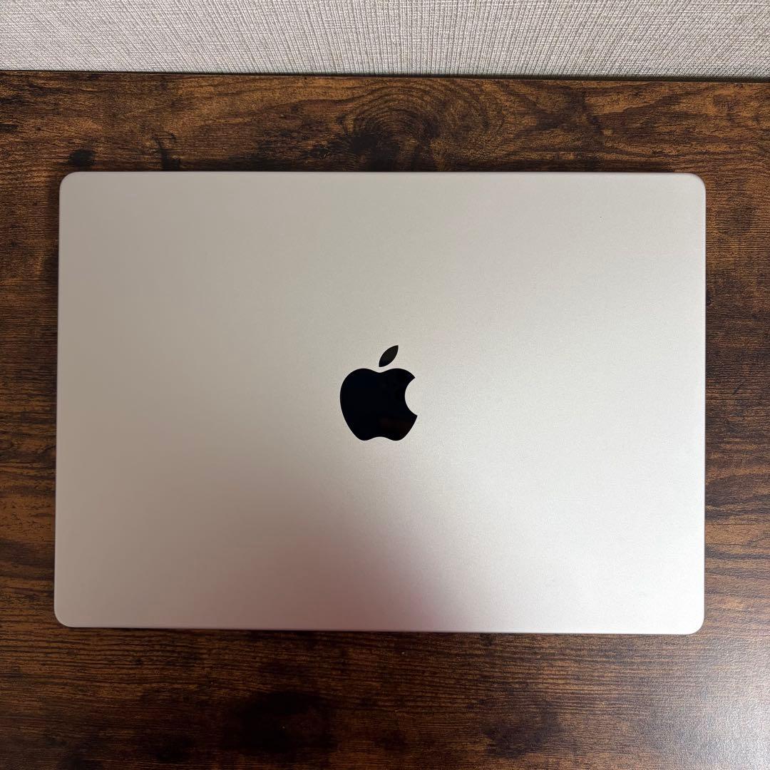 MacBook Pro 14インチ M3 Proメモリ32GB SSD512GB