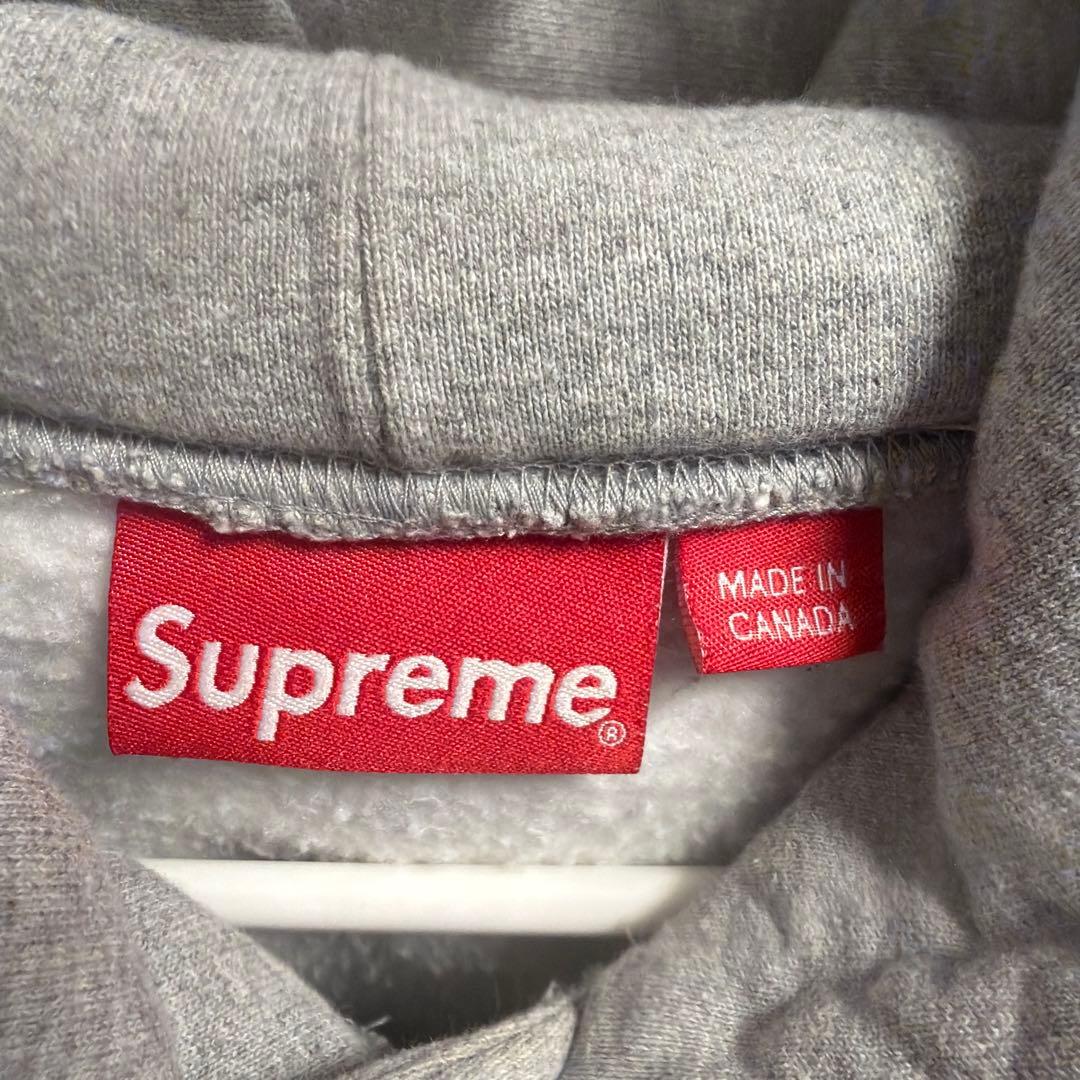 Supreme グレー パーカー Sサイズ