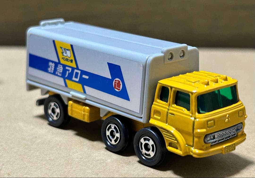 日本製 トミカ ふそう ウイングルーフ トラック 日本通運 特急アロー便