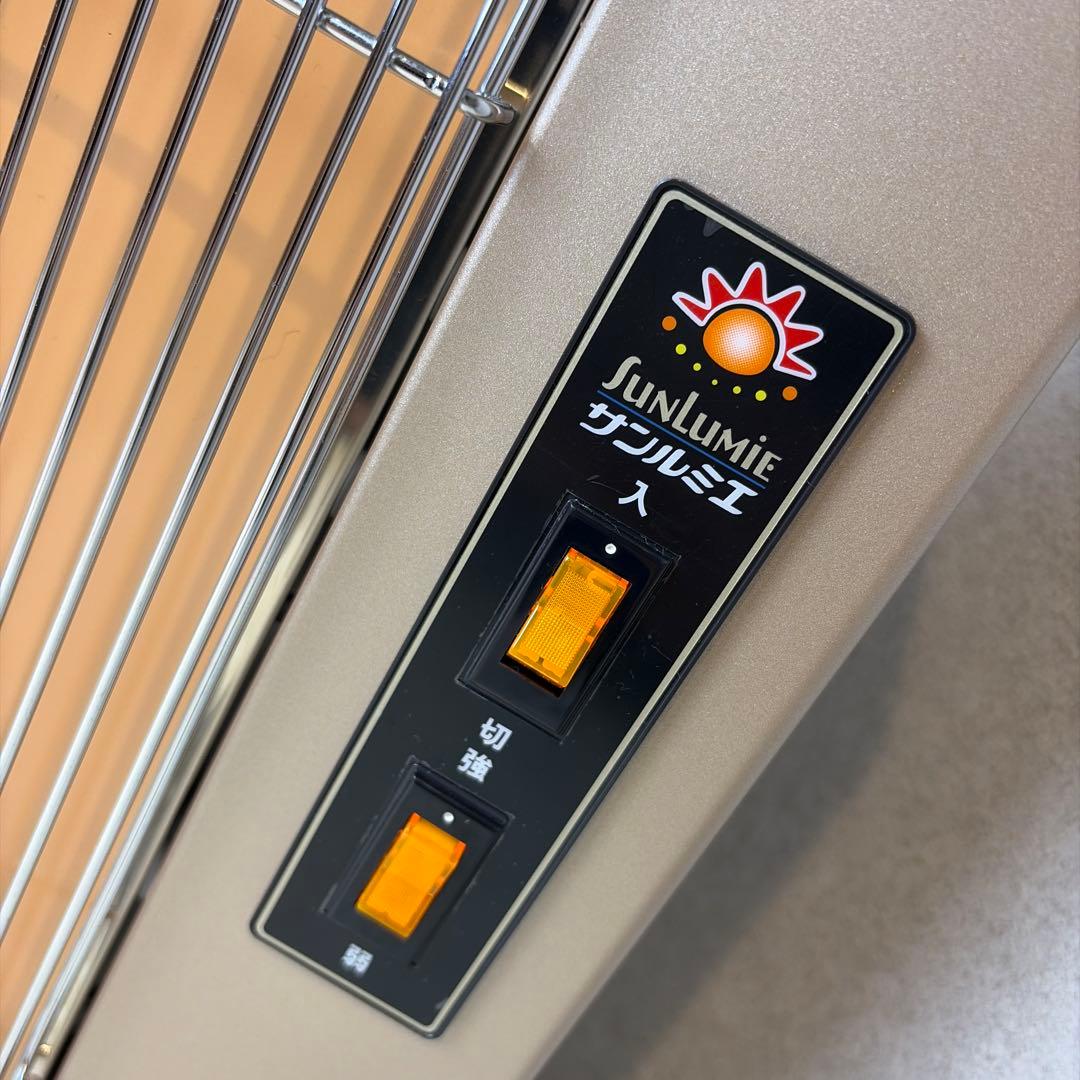 【美品】遠赤外線暖房器　E800LS　サンルミエ　ファンヒーター①