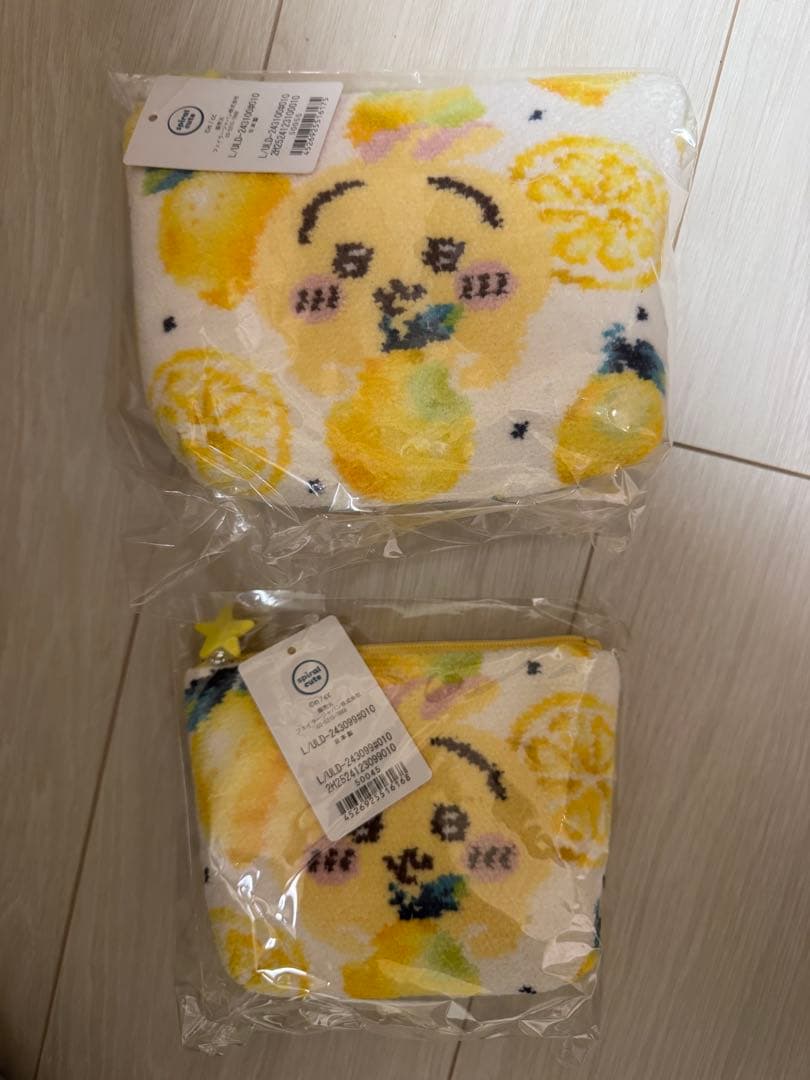 ちいかわ　フェイラー　うさぎ　大 小ポーチ セット売り